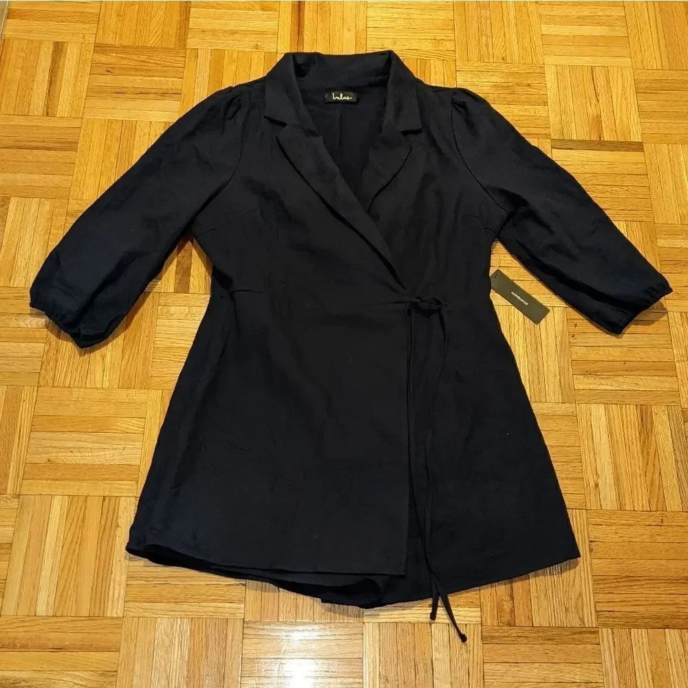 Lulu's navy blue romper - Picture 6 of 7